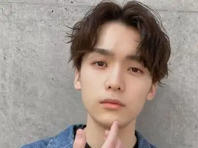 日系帅气男生发型 清爽时髦不挑脸型