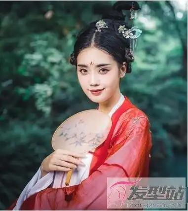 古装发型女百变扎发古典韵味浓