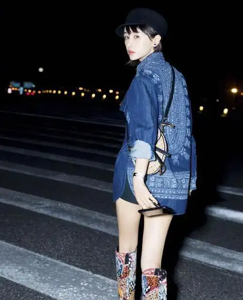 王子文真是小个子穿搭典范,随意搭就能穿出气场,照着穿就很美|显高