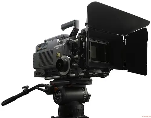 索尼发布srw-9000pl便携式35mm全画幅hdcam-sr摄录一体机