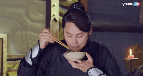 极品家丁gif尹正gif搞笑gif吃饭gif