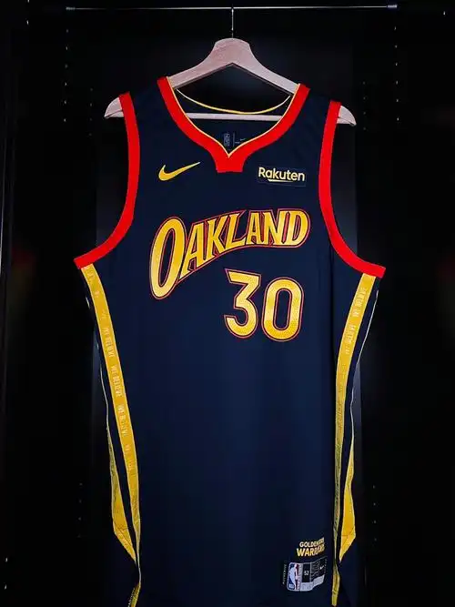 值得纪念的一个赛季得分王遗憾止步附加赛#球衣   #金州勇士  #库里