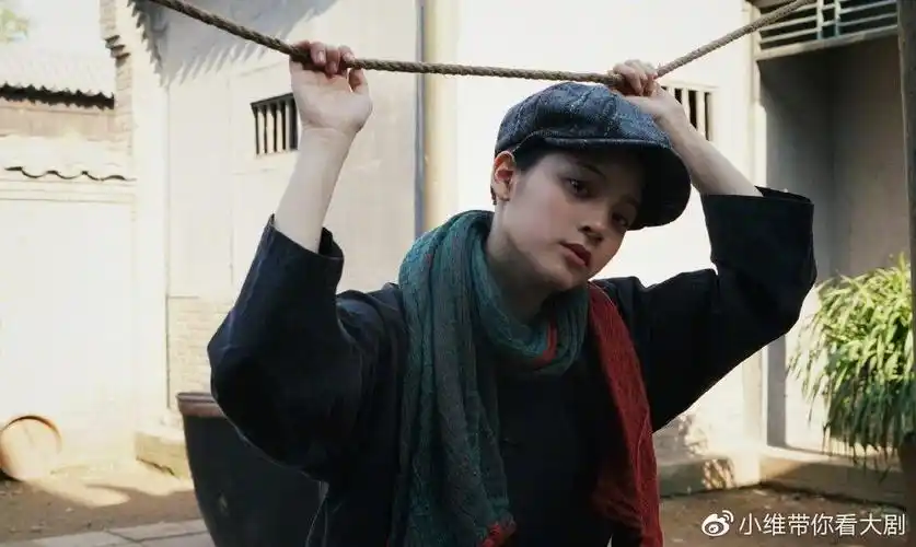欧阳娜娜晒新片剧照,演民国少女灵气十足,网友力赞:颜值巅峰