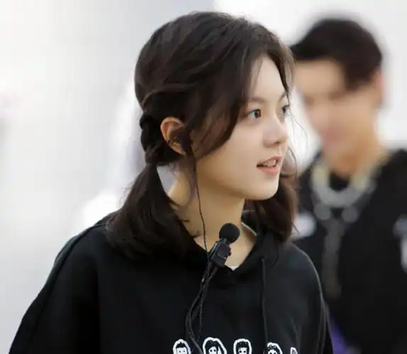 赵今麦巴啦啦小魔仙演的谁赵今麦个人资料及年龄身高介绍