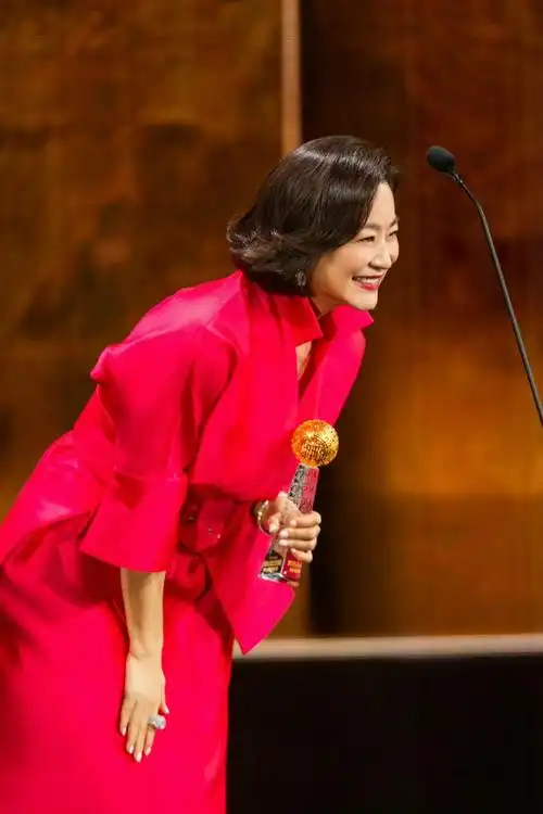 发誓没整容的林青霞,六十岁后长什么样?