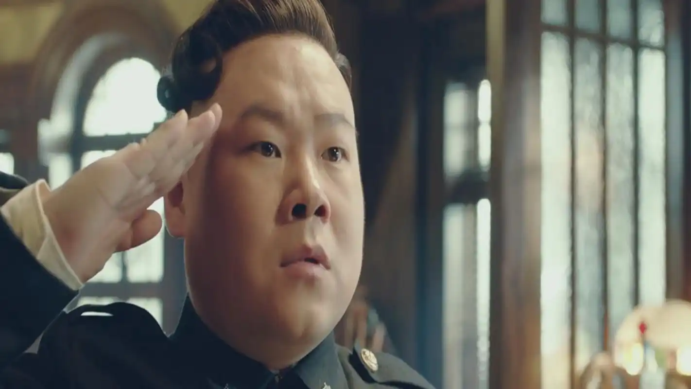 鼠胆英雄唉岳云鹏为了1万块的安家费主动去送死