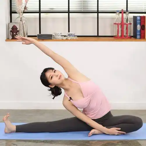 ins:韩国小姐姐,身材凹凸有致,练瑜伽的重要性