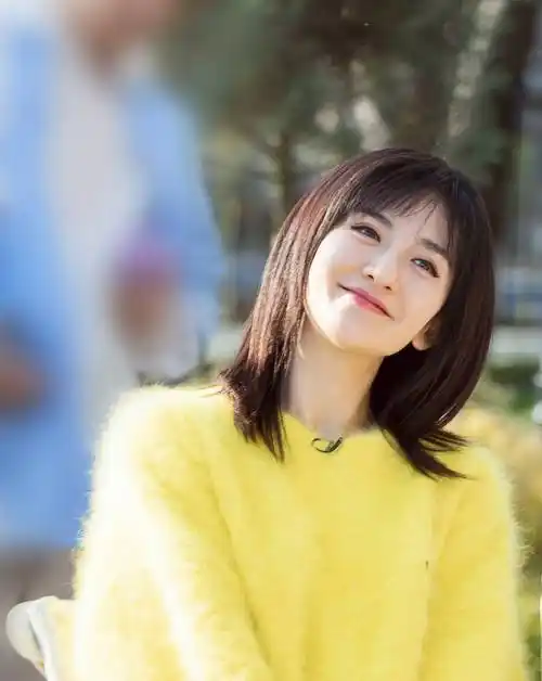 发文力挺蔡徐坤,却对身处困境的肖战只字未提,好人难当_杨迪_女明星