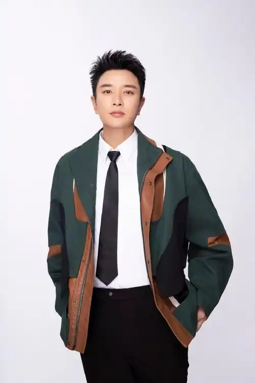 贾乃亮给兄弟送印着自己的睡衣##极挑兄弟团在线征集睡衣造型##极限