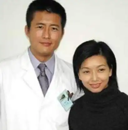 风情女人江珊:四度爱上硬汉,和靳东意难平,现和新丈夫快乐相伴