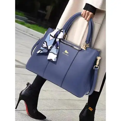 这款保罗女包真的太好用啦!轻奢品牌,真皮材质,手感超棒!20 - 抖音