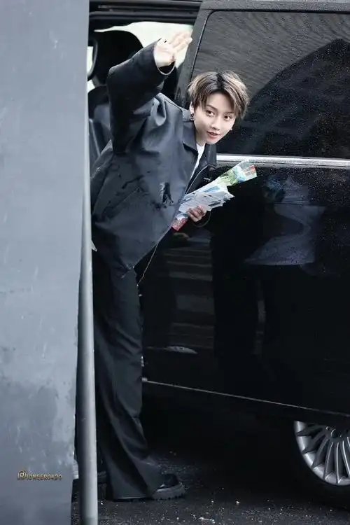 刘雨昕巴黎时装周##刘雨昕dior迪奥巴黎时装周##迪奥