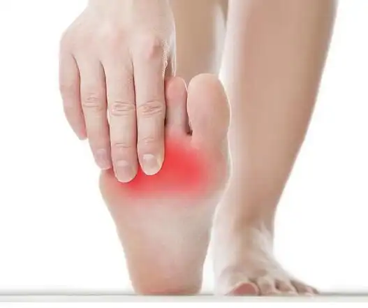 脚痛位置不同原因也有差异,北京脚疼医院