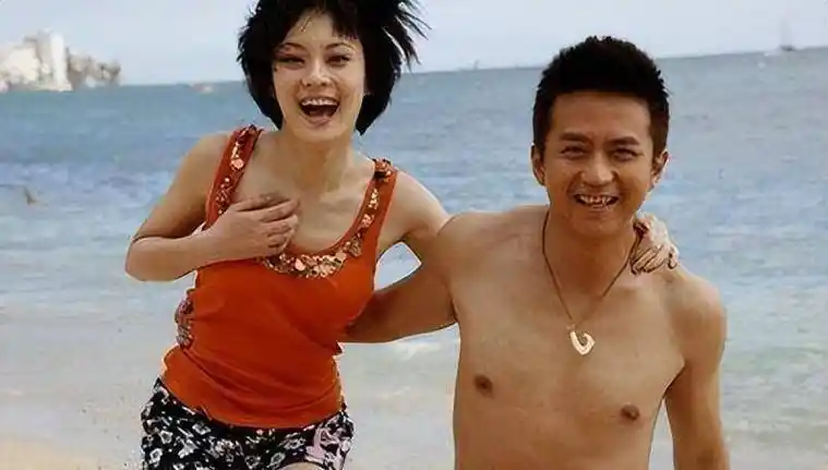 2005年,邓超与孙俪主演的电视剧《幸福像花儿一样》,成为他人生的分水