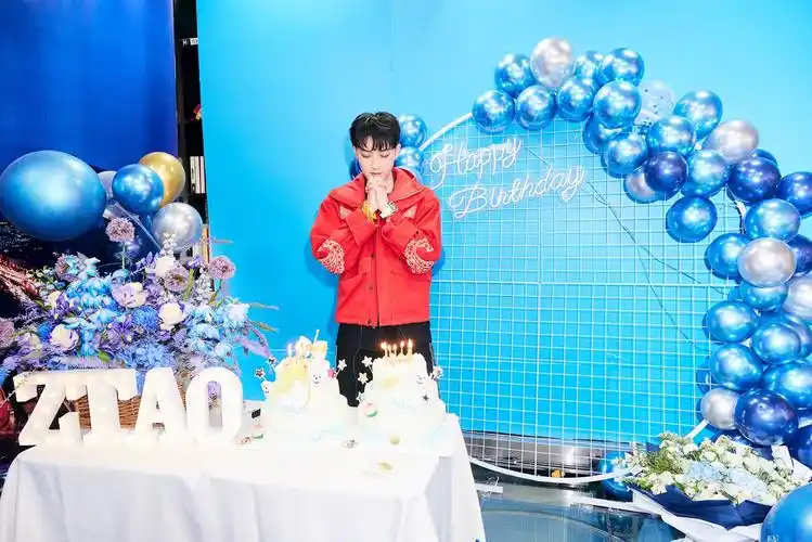 黄子韬生日新歌《越界》正式发布