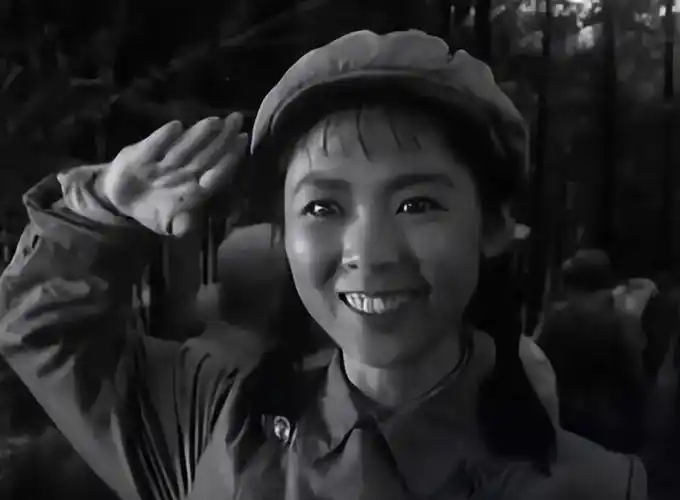 回顾刘尚娴:饰演《英雄儿女》中的"王芳"走红,患难婚姻格外美丽