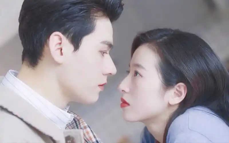 龚俊周雨彤丨共同旅行vlog丨彤舟龚济丨