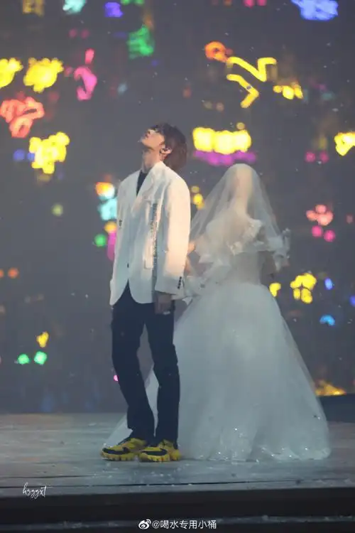 钟表与奇迹2023##蔡徐坤代言tagheuer泰格豪雅##愚人节站姐团建