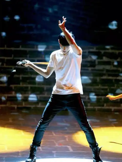 黄子韬跳舞图片6