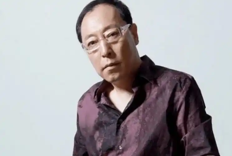 晚上爆出倪萍居然是倪大红的大姨姐?网友直呼"不可思议"