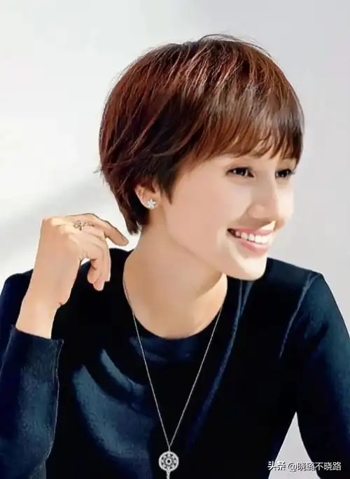 看了袁泉的长短发对比,我终于明白:发型才是决定女人颜值的关键