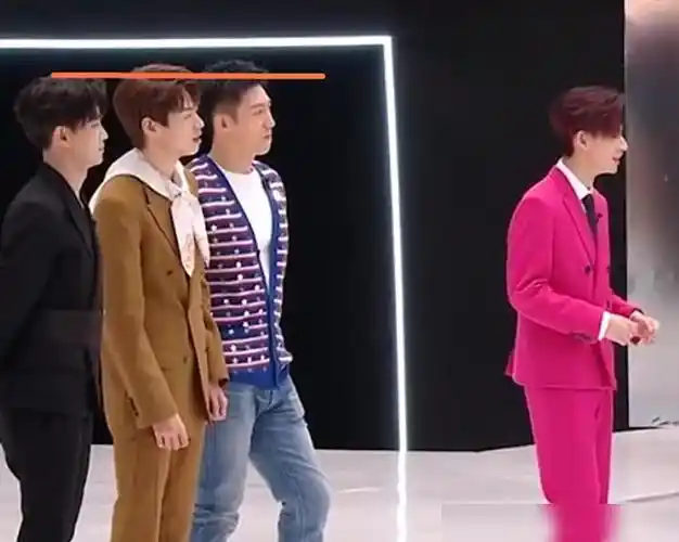 当187黄景瑜撞上178任嘉伦,身高差才是重点,谁在说谎一目了然