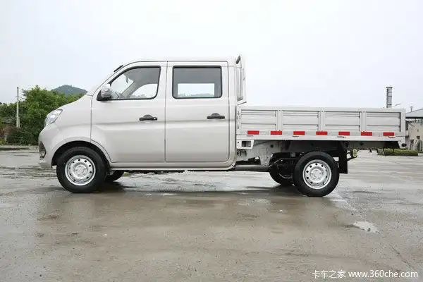 新豹t3双排到店年底大放假