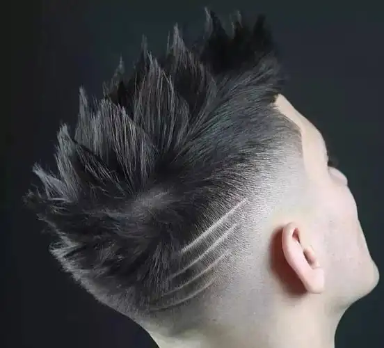 来一波男生帅气飞机头高级感爆棚