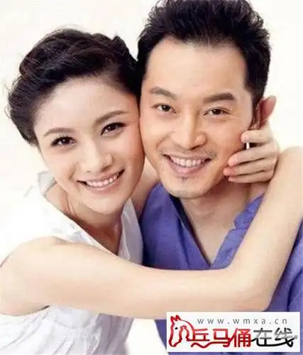 胡可结过几次婚前夫是谁 胡可沙溢差多少岁结婚照曝光(2)