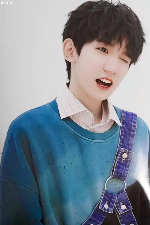 真的有很喜欢王源的眼睛