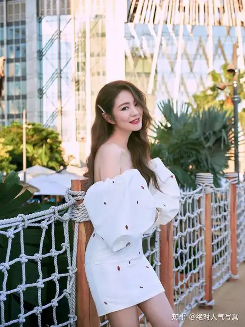 绝对人气明星特辑丨携手安以轩定制高甜明星影像特辑