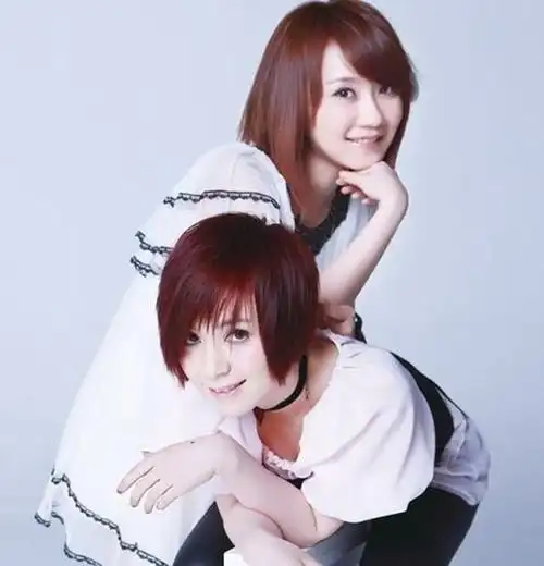 第一届超级女声5强,其中4位已经销声匿迹,仅她一人成为当红女星!