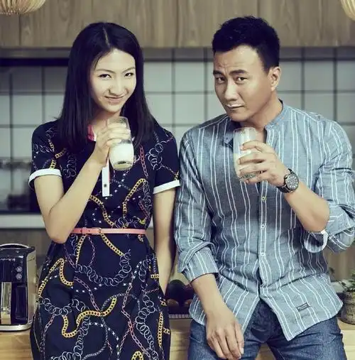 回顾胡军台上霸气硬汉把温柔给了两个女人儿子却不像亲生的