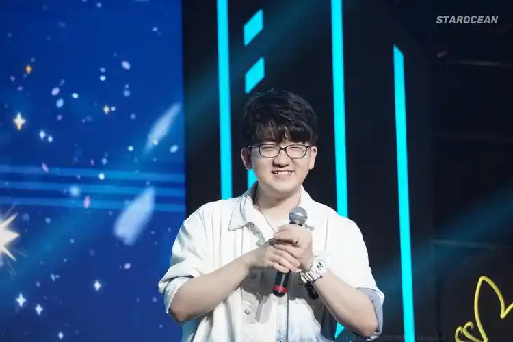 马正阳(马老师,马好用),北京光合积木文化传播有限责任公司配音演员.