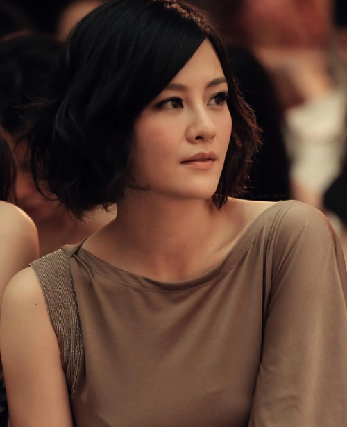 《少年派》整形过度的她毫无辨识度,当年回眸也曾收获掌声