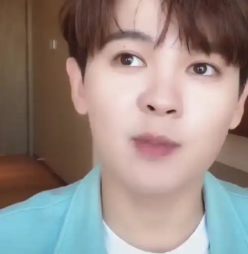 尤长靖是隐藏的富二代,不唱歌了,就要回去继承一片榴莲园