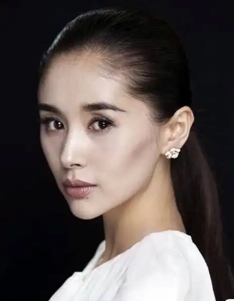 王子文的面部填充我真的爱了,正确的面部填充才会让你年轻饱满