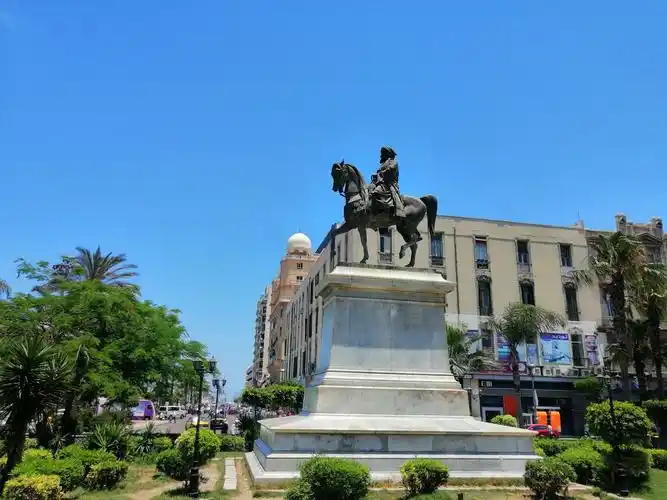 亚历山大是埃及最美丽的城市.