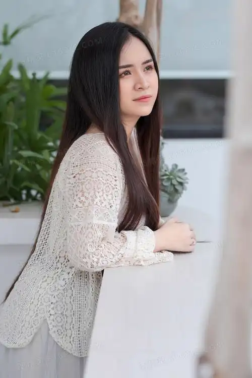 亚洲气质长直发发型图片