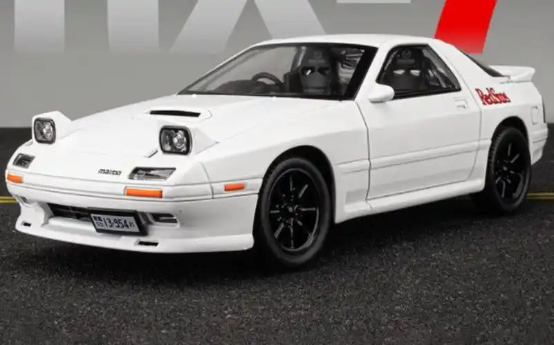 【玩具把玩分享】高桥凉介的座驾 马自达rx7 1:24合金模型车玩具