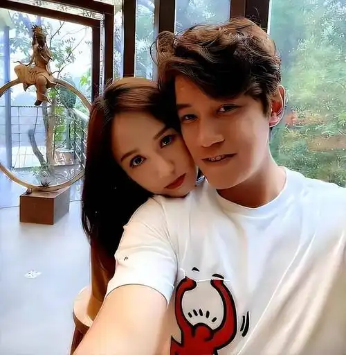 陈乔恩确定婚礼举行地!全家奔赴马来西亚,与老公艾伦大秀恩爱