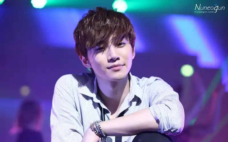 2pm-李俊昊-2013 听歌回cb fancam