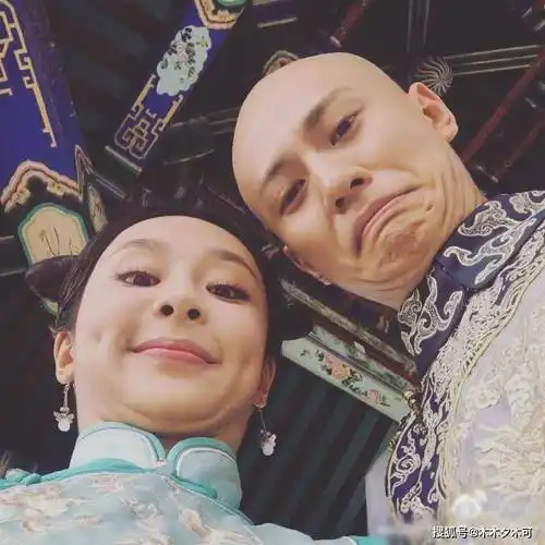 分手后杨紫就像是变了一个人,一心扑在事业上,别说李现,刘学义这几位