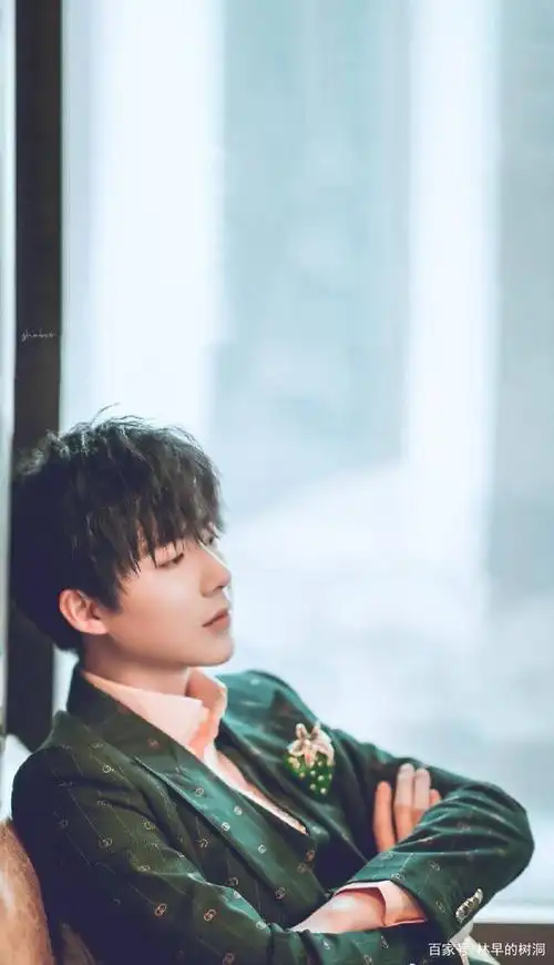 刘宇宁壁纸|帅哥超绝美图 速进!