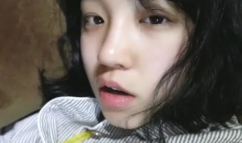 宋雨琦隔离期间没化妆,"素颜照"被疯传,还是"跑男"女神吗?