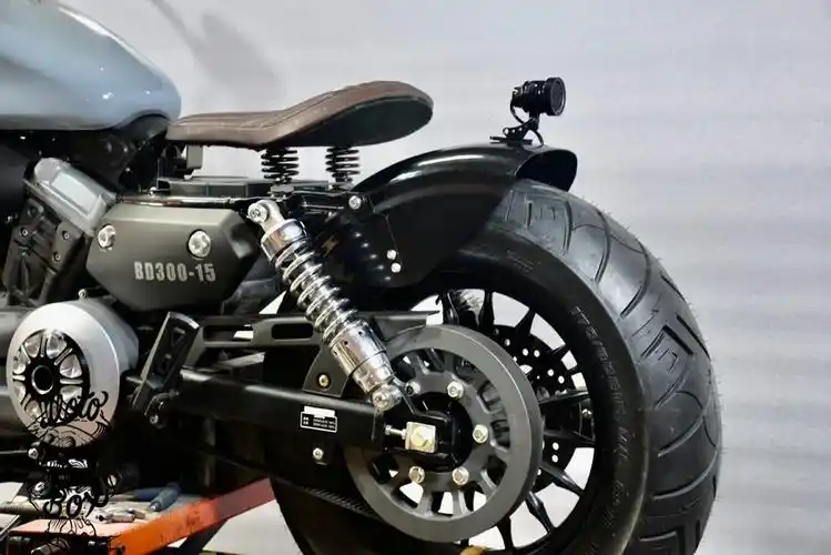 奔达金吉拉bd300改装弹簧坐垫舒适厚皮bobber手工手把套