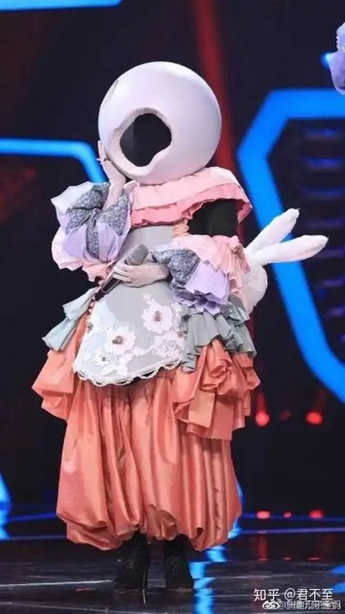 如何评价周深第二次上蒙面唱将猜猜猜的表现