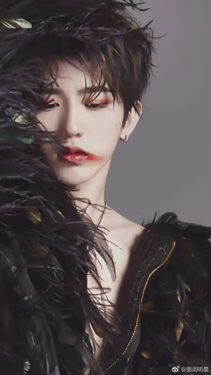 发一组蔡徐坤的壁纸,会不会有很多人赞呢.