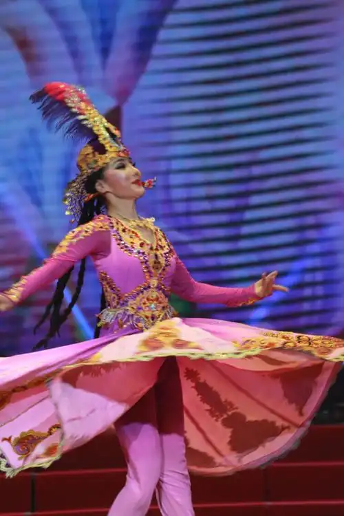 和田歌舞团演出之三