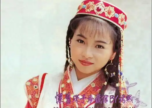 刘玉翠早期在《怒剑啸狂沙》,《日月神剑2》里都是十分漂亮的,相信